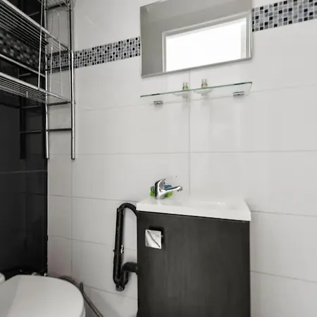 Apartment Studio 100m De La Plage & Casino *